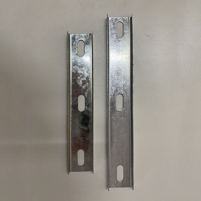 calidad  Smooth Surface Cable Tray Fittings Bridge Cross Arm 1.5mm Thickness fábrica