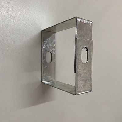 El OEM galvanizó el soporte de Tray Accessories Vertical Cable Tray del cable
